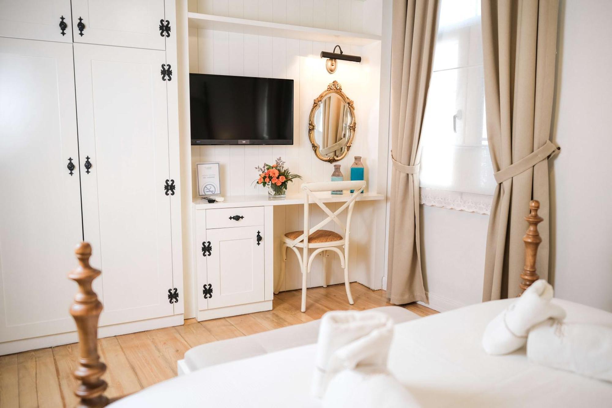 Viento Alacati Hotel (Adults Only) מראה חיצוני תמונה