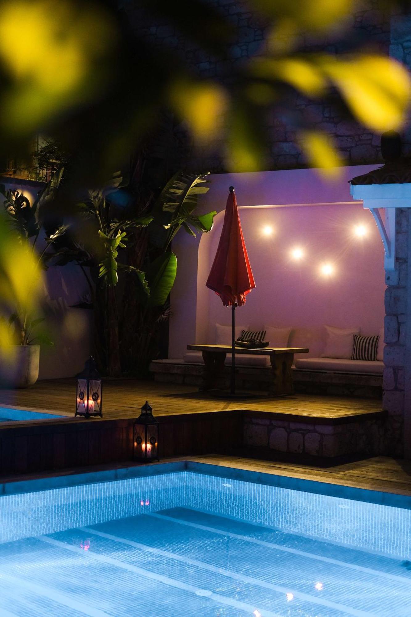 Viento Alacati Hotel (Adults Only) מראה חיצוני תמונה